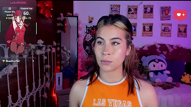 Snapshot of Minami_Nakamura chatting on November 13, 10:36 am Minami Nakamura online show from November 13, 10:36 am