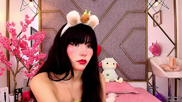 nathalya summer online show from March 7, 8:17 pm