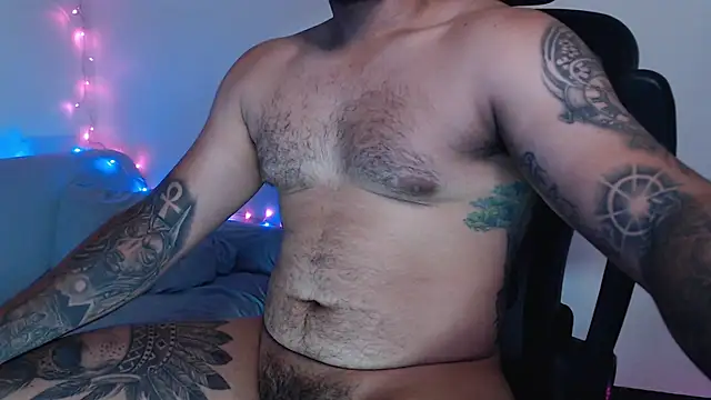 maxflurry  online show from July 6, 8:22 am