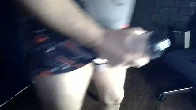 KiPumpdoggo online show from March 17, 1:21 am