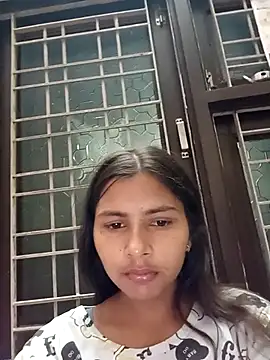 Snapshot of heena-3678 chatting on May 13, 2:03 pm heena-3678 online show from May 13, 2:03 pm