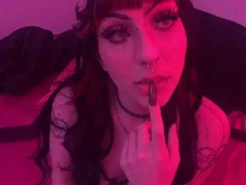 ChrryFoxx online show from March 10, 11:04 am