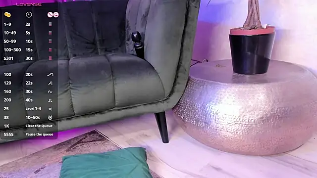 CutiePie69   online show from September 30, 7:41 pm