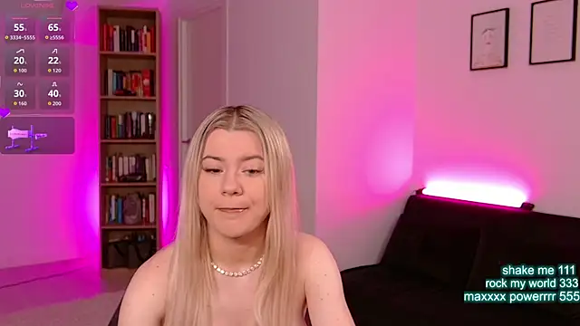 CutiePie69   online show from June 13, 7:23 pm