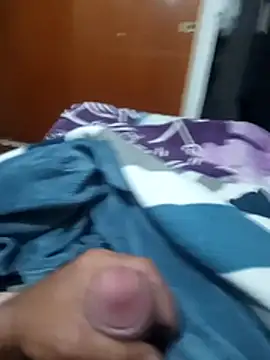 Snapshot of omeriz chatting on November 7, 9:15 pm omeriz online show from November 7, 9:15 pm