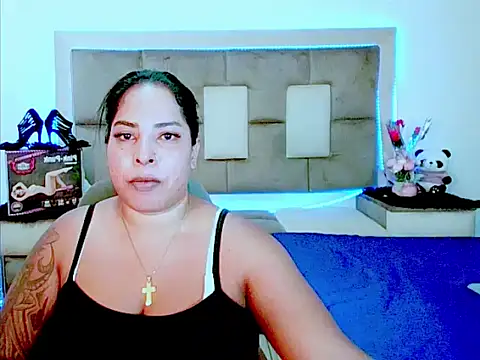indiantopaz694u online show from February 20, 8:05 am
