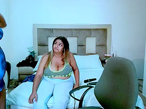 indiantopaz694u online show from March 15, 4:40 am