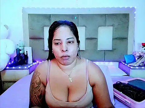 indiantopaz694u online show from July 11, 5:32 am