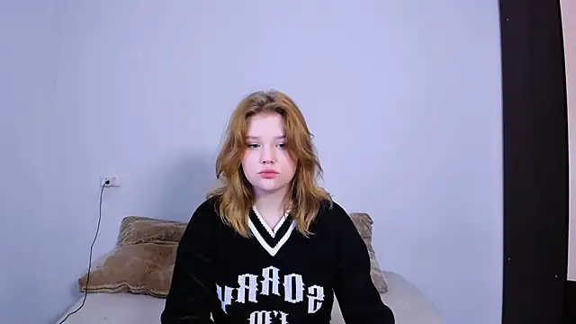 LaseyMoon online show from October 15, 10:21 pm