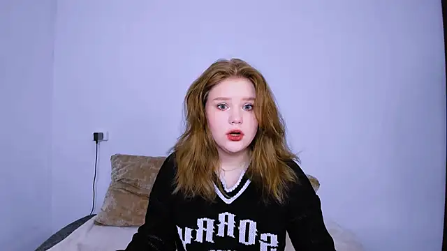 LaseyMoon online show from January 9, 1:30 am