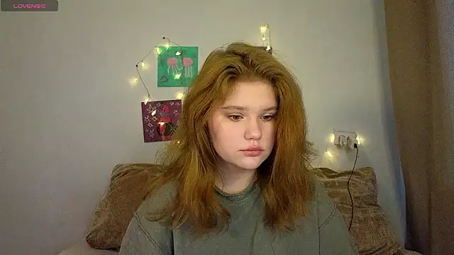 LaseyMoon online show from March 18, 1:53 am