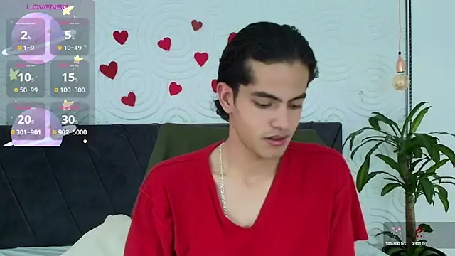 Maximoherrera 16 online show from April 30, 12:33 pm