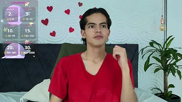 Maximoherrera 16 online show from May 22, 12:22 pm