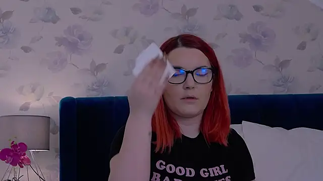 KailyKay online show from December 5, 7:10 pm