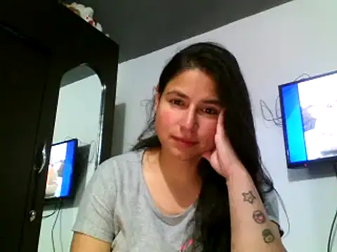 Snapshot of Escarcha-blue chatting on March 2, 5:12 am Escarcha-blue online show from March 2, 5:12 am