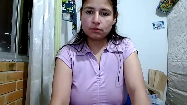 Snapshot of Escarcha-blue chatting on October 29, 1:19 am Escarcha-blue online show from October 29, 1:19 am