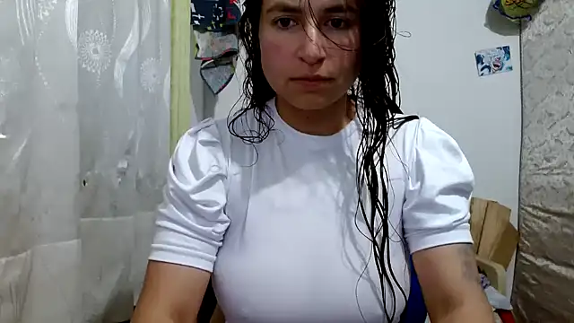 Snapshot of Escarcha-blue chatting on October 30, 12:12 am Escarcha-blue online show from October 30, 12:12 am