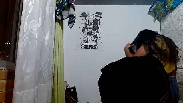 Snapshot of Escarcha-blue chatting on November 28, 12:24 am Escarcha-blue online show from November 28, 12:24 am