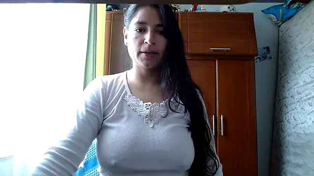 Escarcha-blue online show from April 28, 3:06 pm
