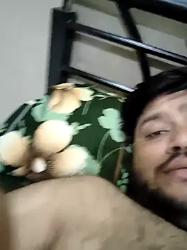 Snapshot of sjs71855 chatting on March 29, 1:11 pm sjs71855 online show from March 29, 1:11 pm