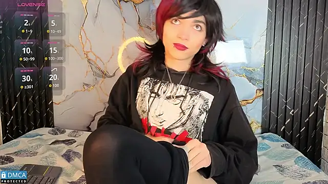 MaeveKuro online show from November 10, 3:38 am