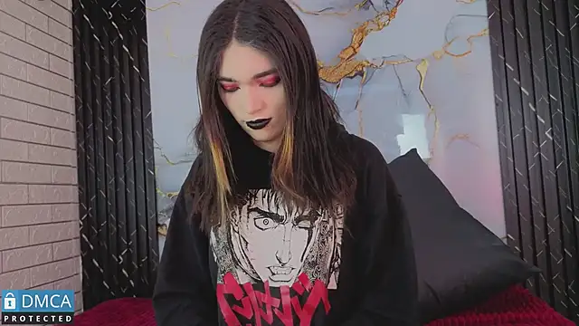 MaeveKuro online show from June 2, 3:08 am
