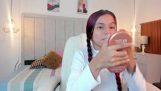 Snapshot of gime_lara chatting on March 31, 7:25 pm gime lara online show from March 31, 7:25 pm