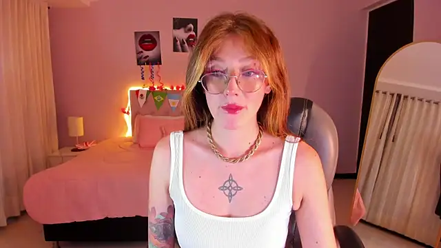 Emily Warren  online show from June 20, 8:33 pm