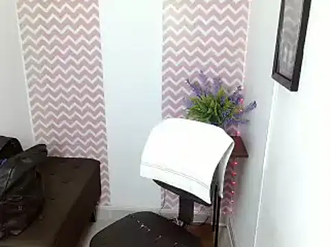 Snapshot of dayanacarson chatting on July 6, 5:59 pm dayanacarson online show from July 6, 5:59 pm