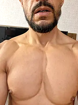 juniortche1313 online show from February 25, 11:14 pm