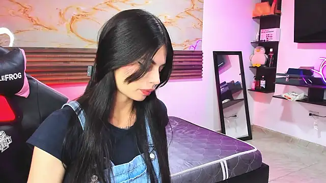 Cloe roouse online show from March 17, 7:39 pm