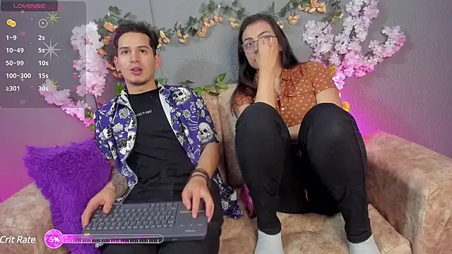 Snapshot of April_Nick299 chatting on February 28, 11:23 pm April Nick299 online show from February 28, 11:23 pm