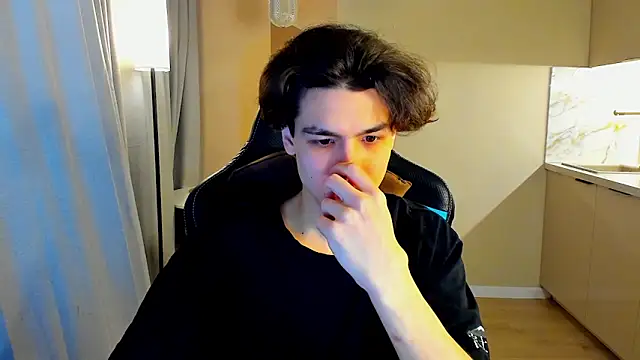 TravisRevas online show from March 10, 12:32 pm