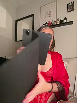 MissMaisiex online show from February 12, 7:53 pm