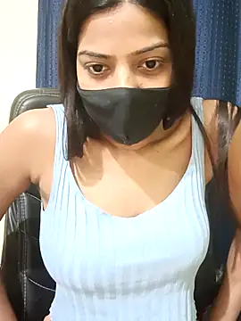 CRAZY  BITE online show from March 10, 8:01 pm