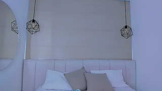 Haily b online show from June 6, 11:59 am
