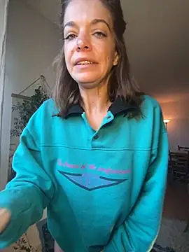 Snapshot of Rosemarie_Blu chatting on November 15, 7:38 am Rosemarie Blu online show from November 15, 7:38 am