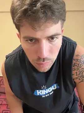 Snapshot of shuki0101 chatting on March 17, 4:54 pm shuki0101 online show from March 17, 4:54 pm