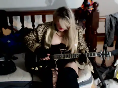 emmex671 online show from October 19, 2:29 pm