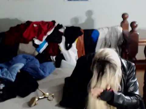 Snapshot of emmex671 chatting on November 24, 7:41 am emmex671 online show from November 24, 7:41 am