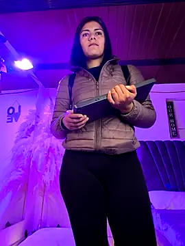 miaoconell online show from May 7, 10:37 pm