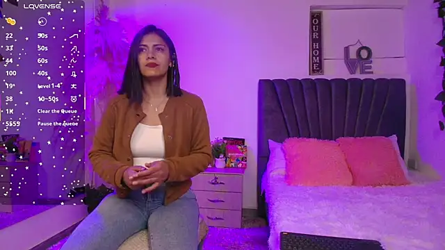 miaoconell online show from June 23, 10:30 pm