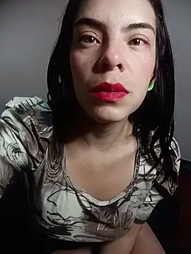 Snapshot of Ali3Martin chatting on February 10, 12:53 pm Ali3Martin online show from February 10, 12:53 pm