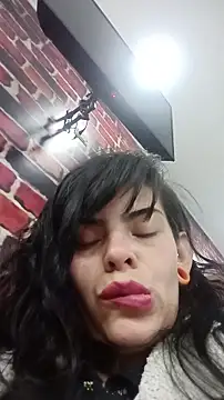 Snapshot of Ali3Martin chatting on February 28, 10:22 pm Ali3Martin online show from February 28, 10:22 pm