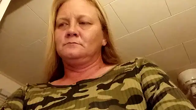 wetnwildforyou online show from September 11, 12:22 am