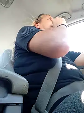 wetnwildforyou online show from September 14, 7:13 pm