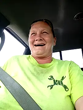 wetnwildforyou online show from September 17, 3:14 pm