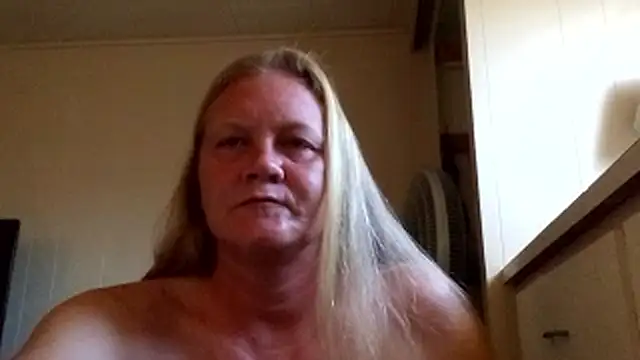 wetnwildforyou online show from September 19, 1:12 pm