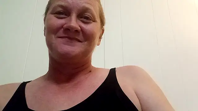 wetnwildforyou online show from October 13, 2:00 am