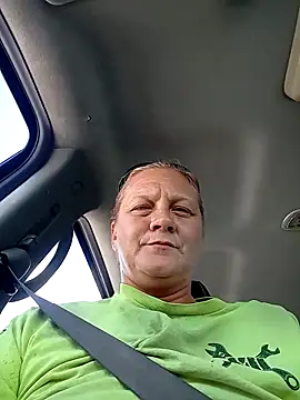 wetnwildforyou online show from October 17, 4:09 pm